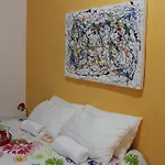 לינה וארוחת בוקר Artemide *